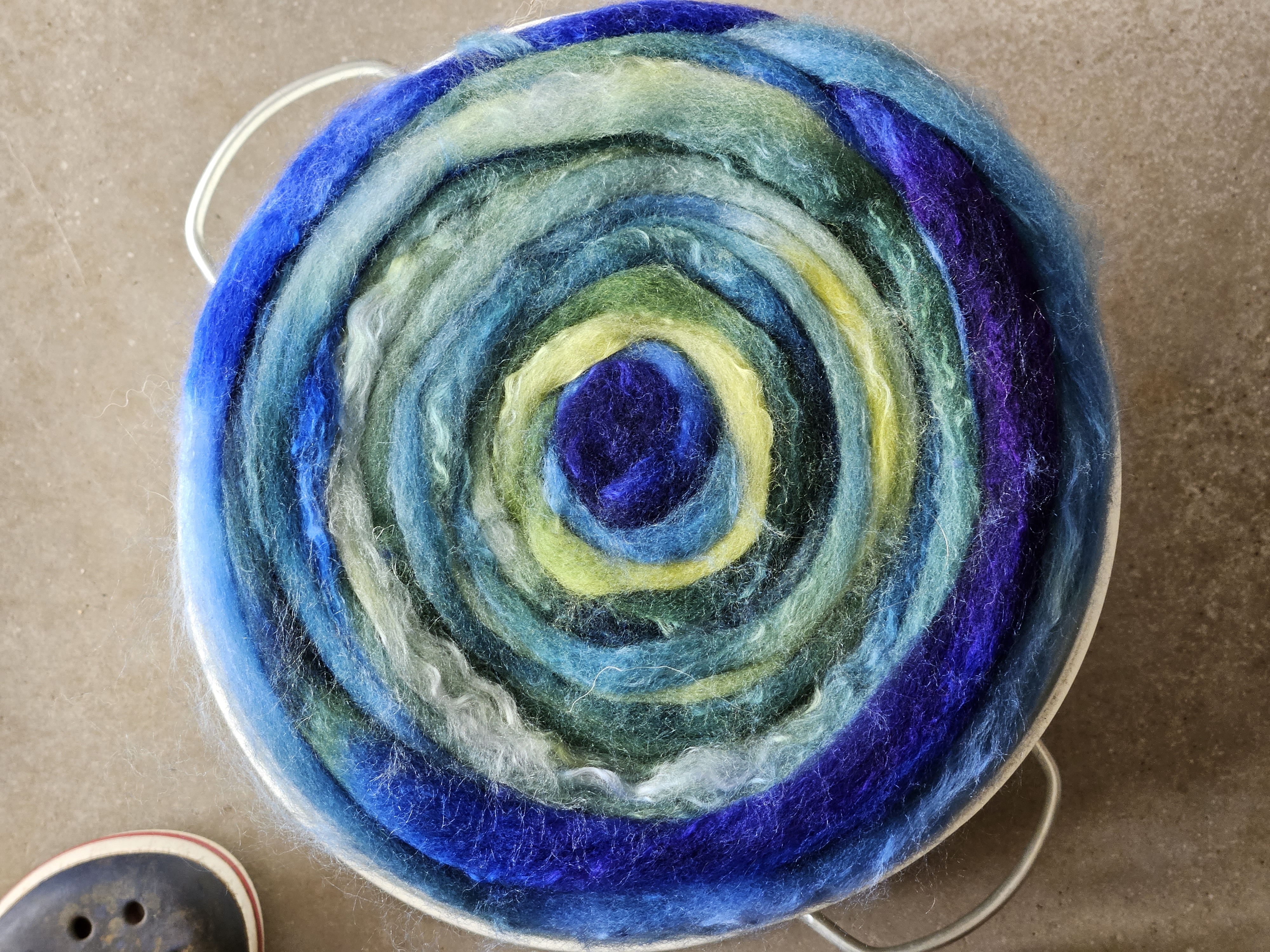 Håndfarvede uld og silke fibre